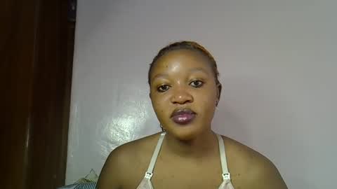 Snapshot of nasty_previne chatting on 15, 12, 2025 previn online show from 15, 12, 2025