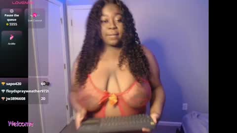 Snapshot of nastygal1999 chatting on 19, 10, 2025 nastygal1999 online show from 19, 10, 2025