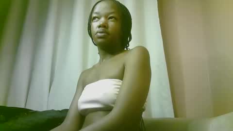 Snapshot of nastypetitebaby chatting on 3, 5, 2026 nastypetitebaby online show from 3, 5, 2026