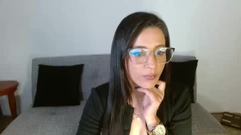 Snapshot of nat4youlove chatting on 11, 2, 2025 nathalia online show from 11, 2, 2025