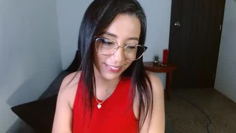 Snapshot of nat4youlove chatting on 23, 2, 2025 nathalia online show from 23, 2, 2025