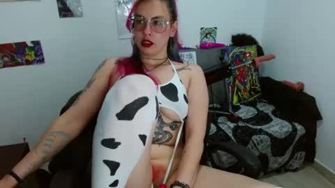 Snapshot of nat_lau chatting on 11, 5, 2026 Nat online show from 11, 5, 2026
