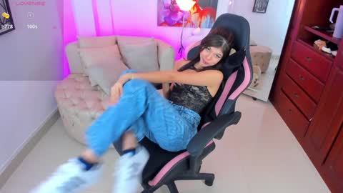 Snapshot of nataasha___ chatting on 21, 1, 2025 NATASHA online show from 21, 1, 2025