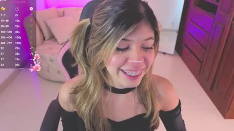 Snapshot of nataasha___ chatting on 3, 10, 2025 NATASHA online show from 3, 10, 2025