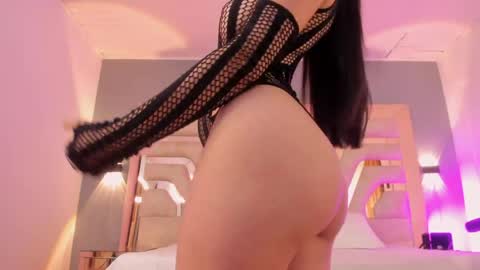 Natacha  online show from 1, 4, 2026