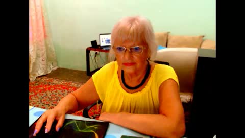 Snapshot of natali7634 chatting on 9, 9, 2025 natali online show from 9, 9, 2025