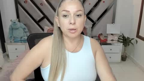 natalia5560 online show from 17, 11, 2025