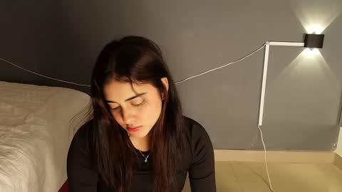 Naty  online show from 5, 12, 2025