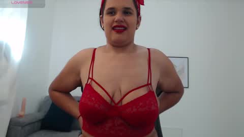 Nathalia online show from 4, 11, 2025