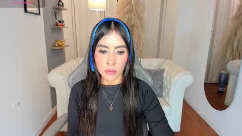 Natalia Leon online show from 7, 1, 2026