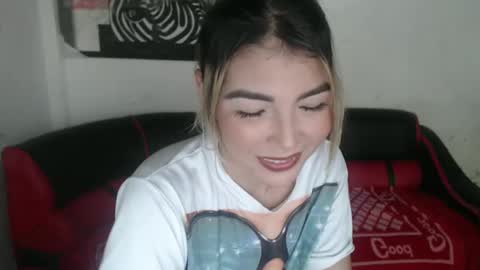 Snapshot of nataliaqueenve chatting on 20, 12, 2024 Natalia online show from 20, 12, 2024