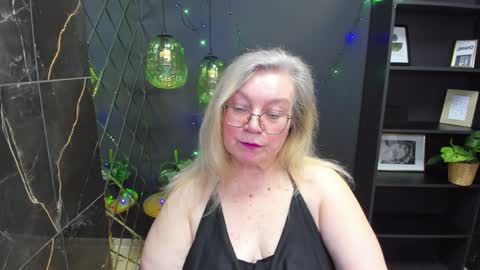 NataliCloud online show from 4, 1, 2025