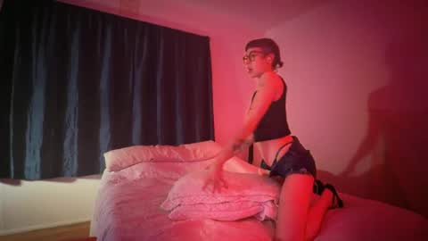 Snapshot of natalie6vmu chatting on 5, 7, 2026 Natalie Six online show from 5, 7, 2026