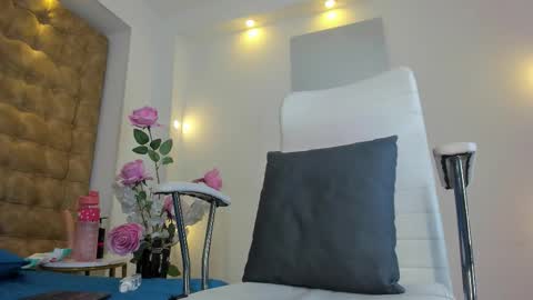   online show from 26, 3, 2026