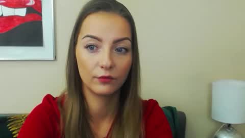 Snapshot of natalie_live chatting on 20, 11, 2025 NatalieSexy online show from 20, 11, 2025