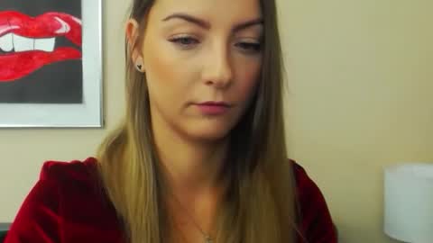 Snapshot of natalie_live chatting on 21, 11, 2025 NatalieSexy online show from 21, 11, 2025