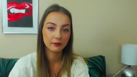 Snapshot of natalie_live chatting on 24, 11, 2025 NatalieSexy online show from 24, 11, 2025