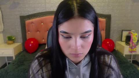 natalie  online show from 25, 2, 2026