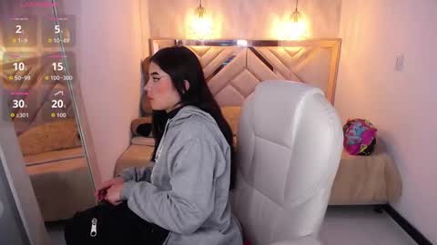 natalie  online show from 18, 3, 2026