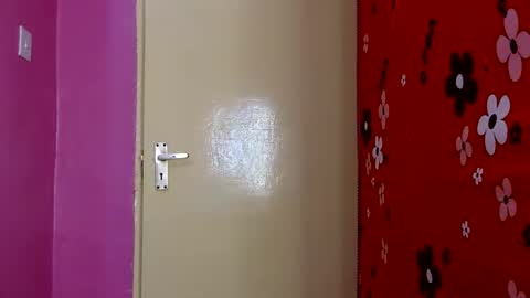 Natalie online show from 16, 9, 2025