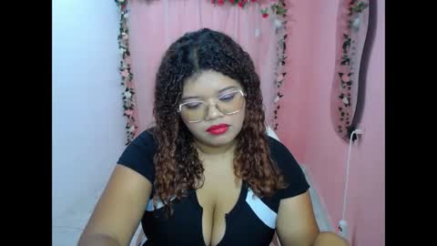 Snapshot of natalie_tits1 chatting on 30, 9, 2025 natalie_tits1 online show from 30, 9, 2025