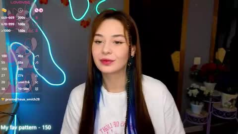 Snapshot of natalimillers chatting on 12, 11, 2025 Natali online show from 12, 11, 2025