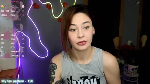 Snapshot of natalimillers chatting on 25, 11, 2025 Natali online show from 25, 11, 2025