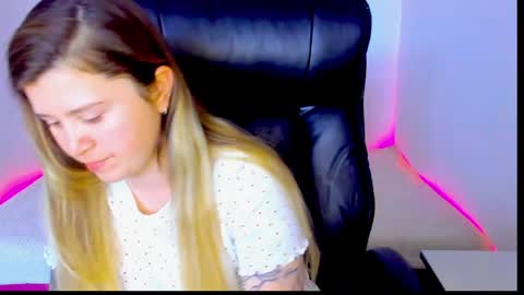 natalisecret online show from 9, 5, 2026