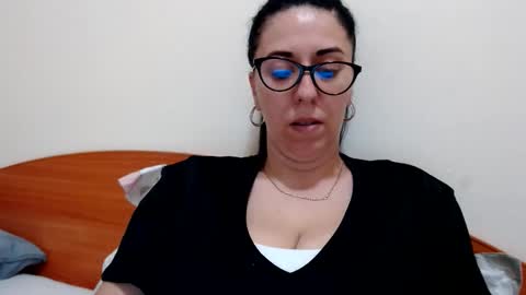 Snapshot of natally565656 chatting on 19, 5, 2026 natally online show from 19, 5, 2026