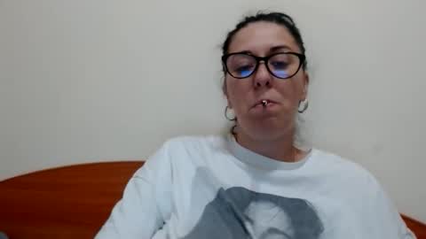 Snapshot of natally565656 chatting on 7, 6, 2026 natally online show from 7, 6, 2026