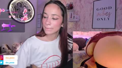 Snapshot of nataly_29 chatting on 14, 12, 2024 MissNatis online show from 14, 12, 2024