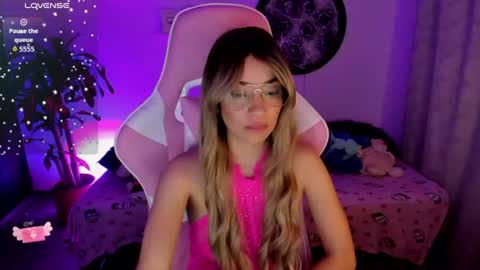 Snapshot of nataly_29 chatting on 20, 6, 2026 MissNatis online show from 20, 6, 2026