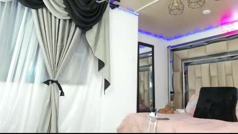 Snapshot of nataly_kydman chatting on 21, 4, 2026 Nataly Kydman online show from 21, 4, 2026