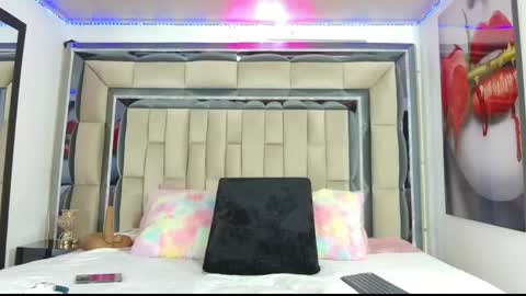 Snapshot of nataly_kydman chatting on 24, 4, 2026 Nataly Kydman online show from 24, 4, 2026