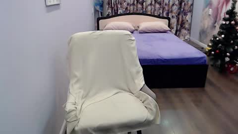 Snapshot of natalyaberd chatting on 8, 1, 2025 natalyaberd online show from 8, 1, 2025