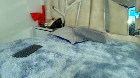 Natalye foster online show from 10, 11, 2025