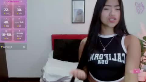 Snapshot of natalyescobar_lx chatting on 6, 11, 2025 Nataly Escobar online show from 6, 11, 2025