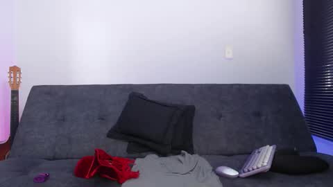 Snapshot of natalygreww chatting on 12, 1, 2026 online show from 12, 1, 2026