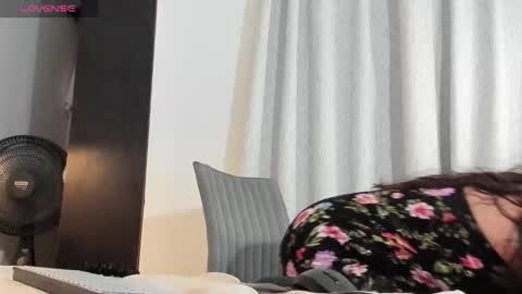 Snapshot of natalytrainor chatting on 14, 9, 2025 Nataly online show from 14, 9, 2025