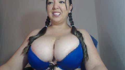 Snapshot of natasha9_ chatting on 22, 9, 2025 NATTY online show from 22, 9, 2025