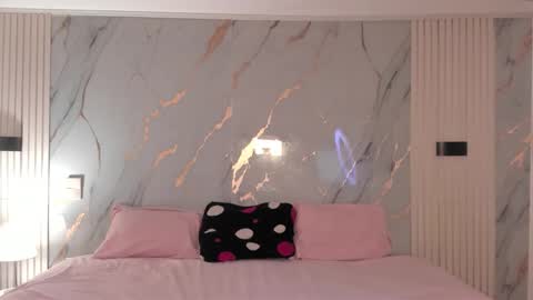 Snapshot of natasha_420 chatting on 9, 11, 2025 N A T A S H A online show from 9, 11, 2025