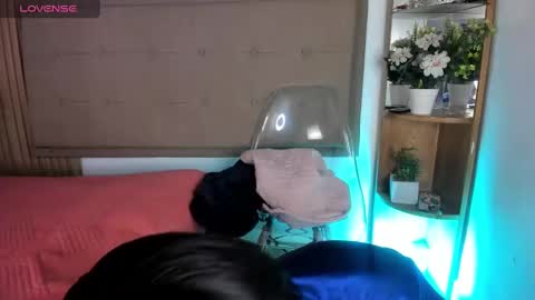 Natasha Sccott online show from 27, 1, 2025