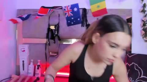 Snapshot of natasha_adams___ chatting on 17, 6, 2026 NATASHA online show from 17, 6, 2026