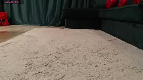 Naty  online show from 17, 4, 2026