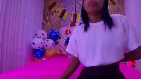 Snapshot of natasha_luna_ chatting on 2, 7, 2026 Natasha online show from 2, 7, 2026