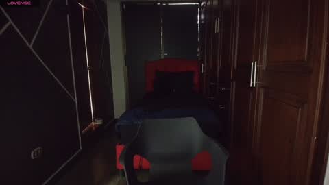 Natasha Mason online show from 12, 1, 2025