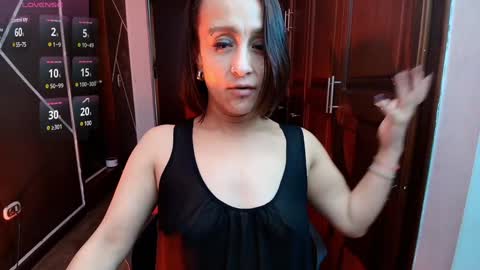 Natasha Mason online show from 28, 1, 2025