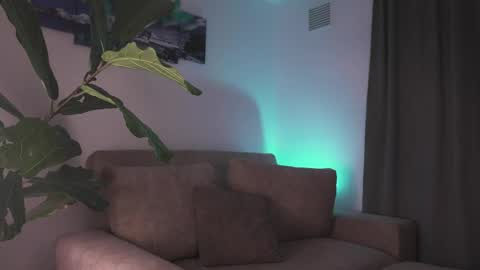 Natasha Independent model online show from 20, 4, 2026