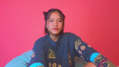 Snapshot of natchac chatting on 2, 12, 2024 Natcha C online show from 2, 12, 2024