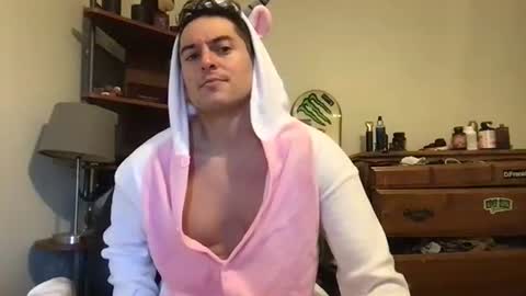 natetheexplorer online show from 30, 10, 2025